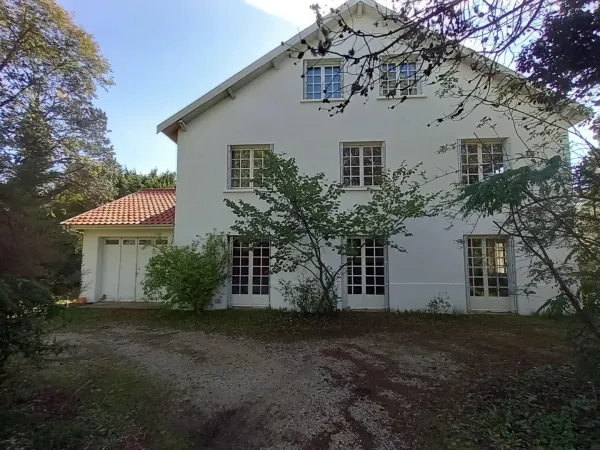 Maison à vendre 6 pièces VILLEFRANCHE DE ROUERGUE (12)