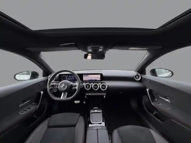 Mercedes Classe A 200 amg line — photo 11