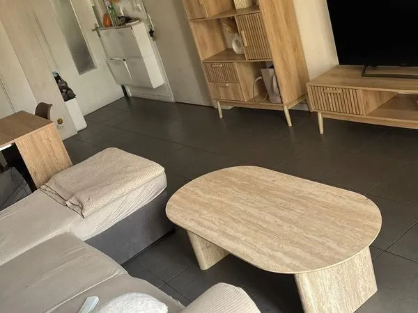 Appartement T3 62 m2 avec box fermé en RDC + 2 loggia + cave quartier La Chamberte