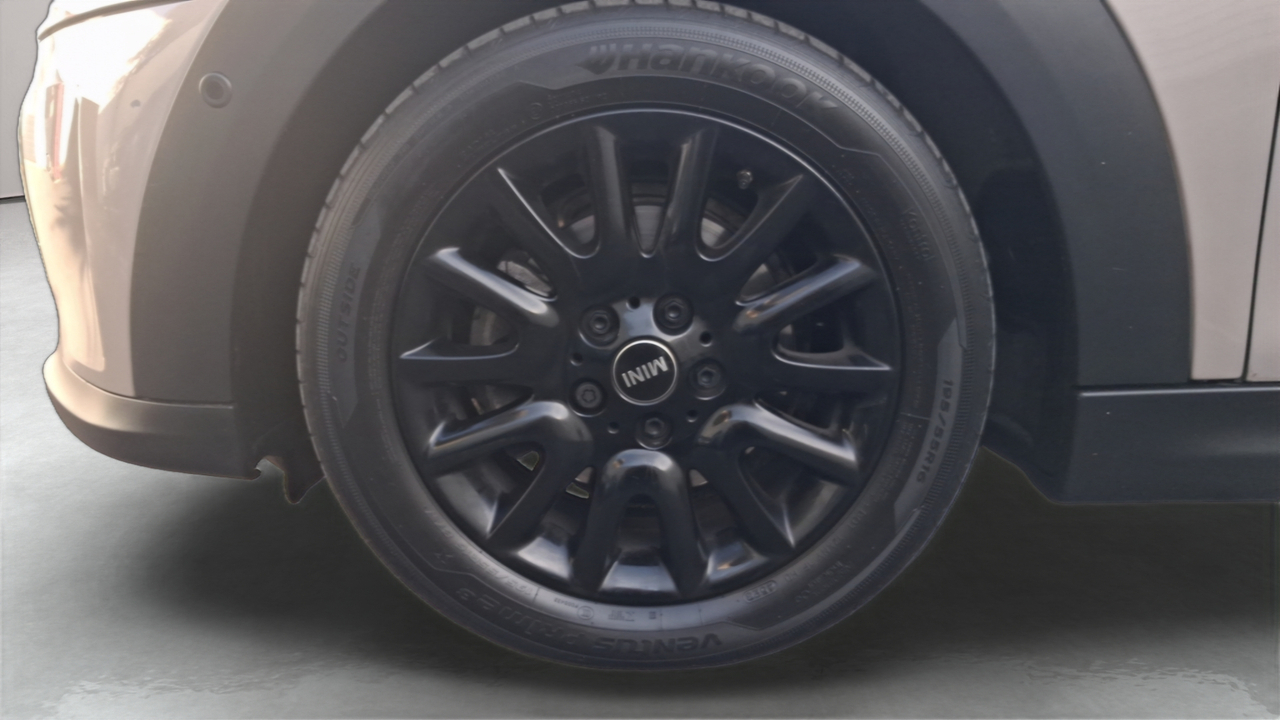 Mini Hatch 3 Portes Cooper 136 ch DKG7 — photo 14