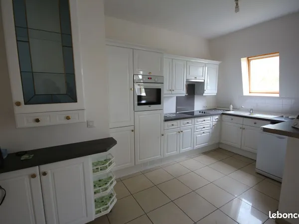 Loue appart 96m2 La Fère