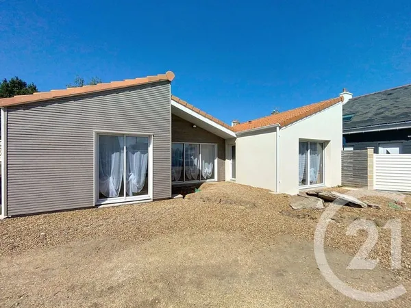 Maison de plain-pied 4 pièces 94 m²