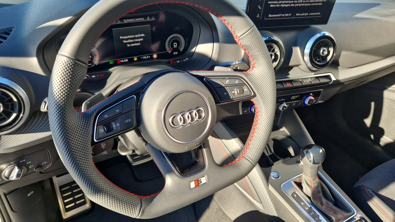 Audi Q2 35 TDI 150 S tronic 7 — photo 27