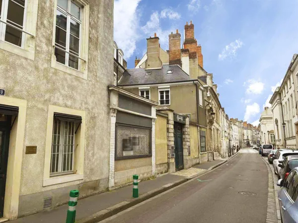 Local commercial 258 m²