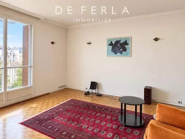 Paris XIVème - Moulin Vert : Appartement traversant de 3 pièces avec balcon à rénover