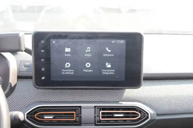 Dacia Sandero eco-g 100 — photo 14