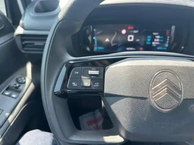 Citroën Berlingo van xl 950kg bluehdi 100ch s&amp;s — photo 12