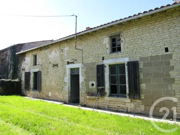 Maison 4 pièces 370 m²