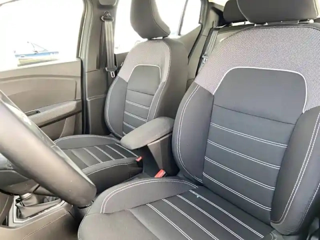 Dacia Sandero tce 90 auto — photo 10