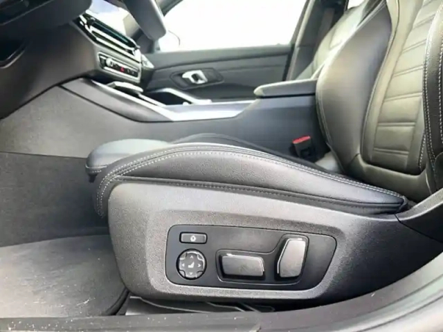 Bmw Serie 3 330e xdrive 292 ch bva8 — photo 21