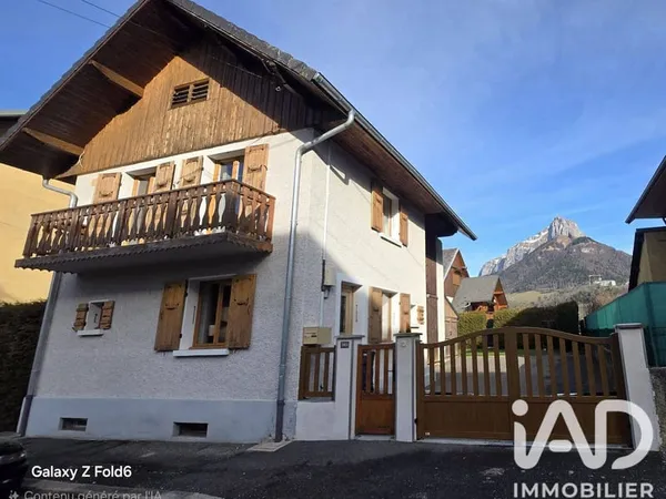 Maison 6 pièces 103 m²