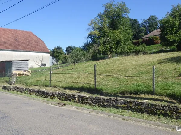 Terrain 1715 m²
