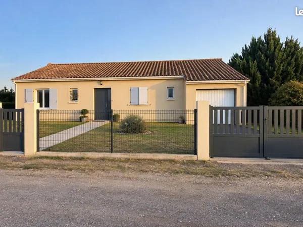🏡 Maison familiale de plain-pied - 3 chambres - grand jardin - terrasse - garage