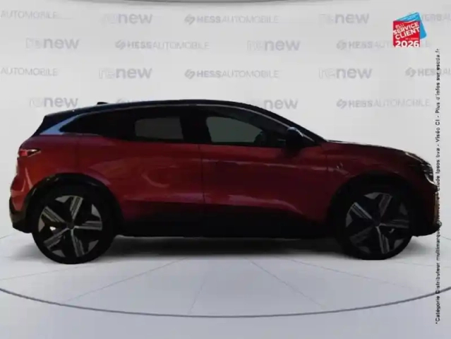 Renault Megane e-tech electric ev60 220ch iconic super charge — photo 4