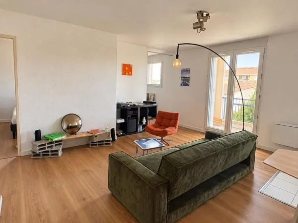 Appartement À Vendre T2 bis Balcon Parking