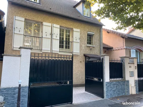 Maison 110 m2 refaite à neuf proche RER B Le Bourget
