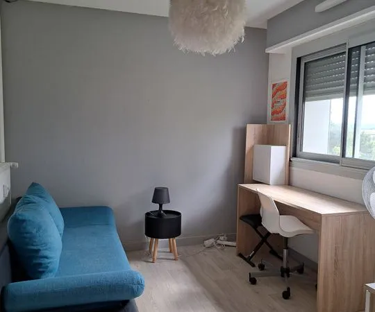 Chambre de 11m2 à louer sur Vénissieux
