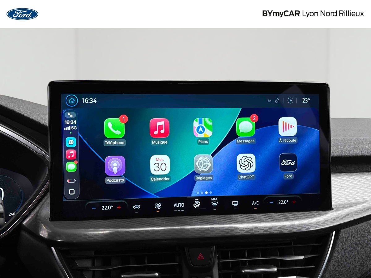 Ford Kuga 2.5 Duratec 180 ch FlexiFuel FHEV E85 Powershift — photo 17
