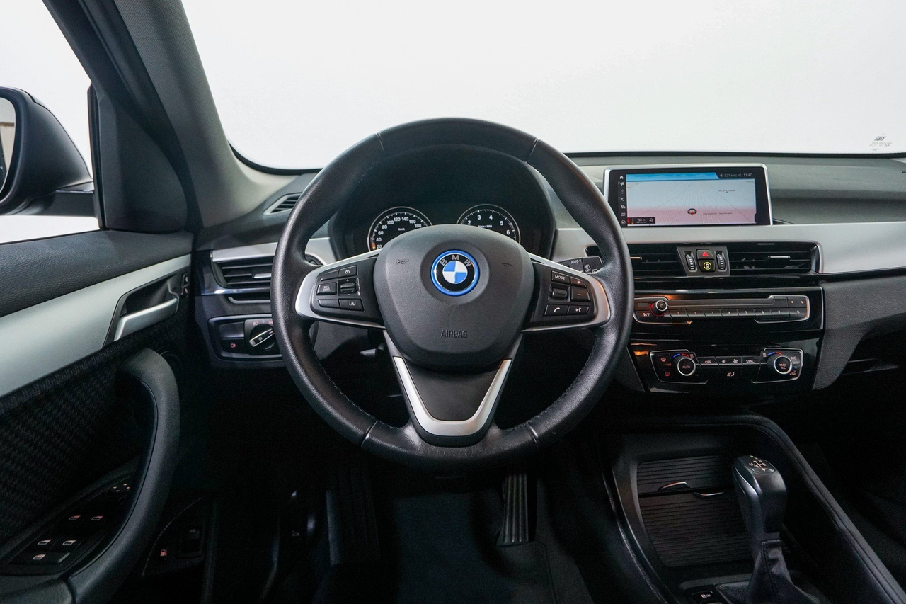 BMW X1 — photo 18