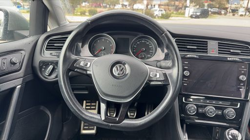 Volkswagen Golf 1.4 TSI 125 - Carat – 2017 – 82522 km – Essence – Boîte Manuelle — photo 28