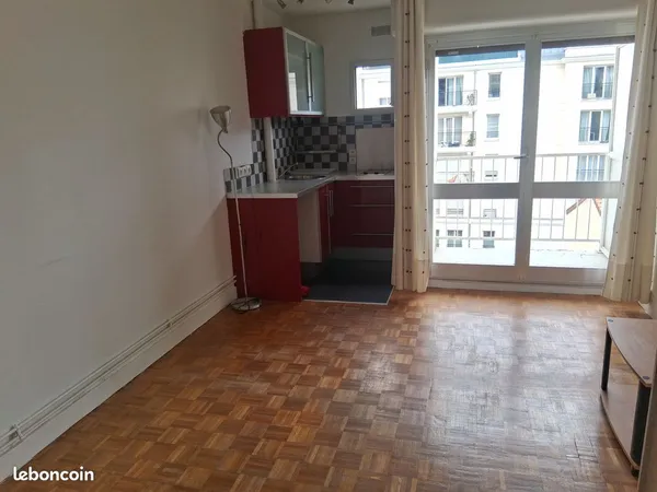 Appartement Location Puteaux 2p 20m² 840€