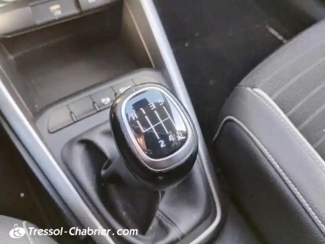 Kia Stonic 1.0 t-gdi 100 ch bvm6 gt line — photo 24