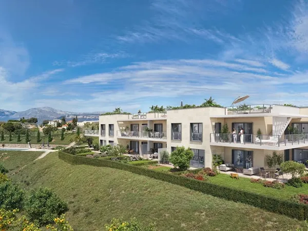 LE MONTEBELLO : 3 PIÈCES EN REZ-DE-JARDIN AVEC VUE MER - NICE BELLET