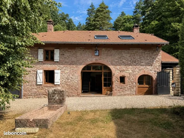 Propriété 7 pièces 220 m²