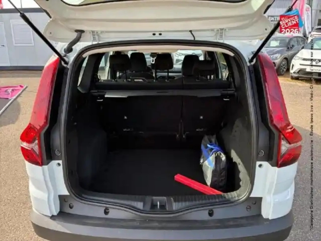 Dacia Jogger 1.0 eco-g 100ch essential 5 places — photo 29