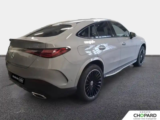 Mercedes Glc coupe 300 d e hybrid eq 4matic — photo 3