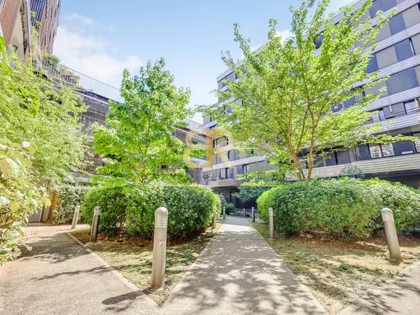 T2 / STANDING / PARKING / PLEIN SUD / LUMINEUX