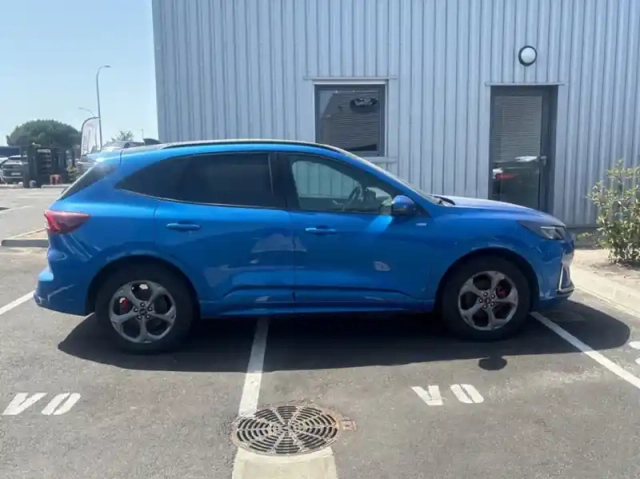Ford Kuga 2.5 duratec 243ch hybride rechargeable st-line x powershift — photo 26