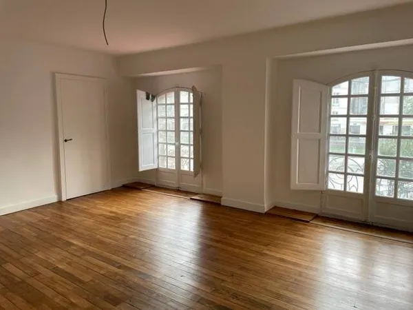 Appartement 5 pièces 145 m²