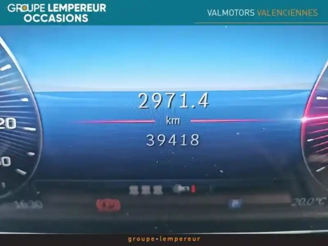 Mercedes Gla 180 d 116ch amg line 8g-dct — photo 14