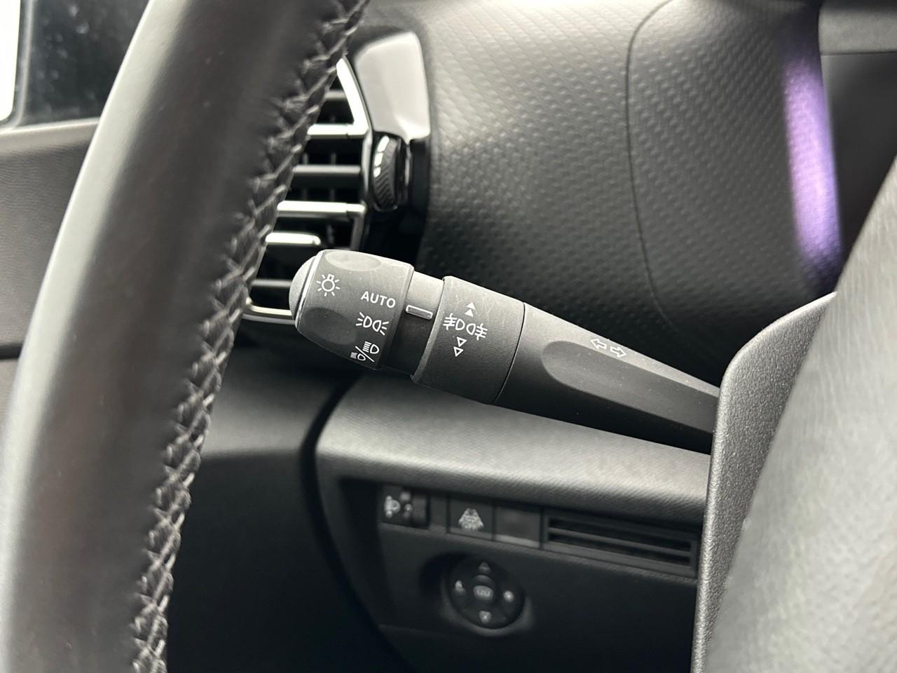 Citroën C4 puretech 130 s&s bvm6 shine — photo 20