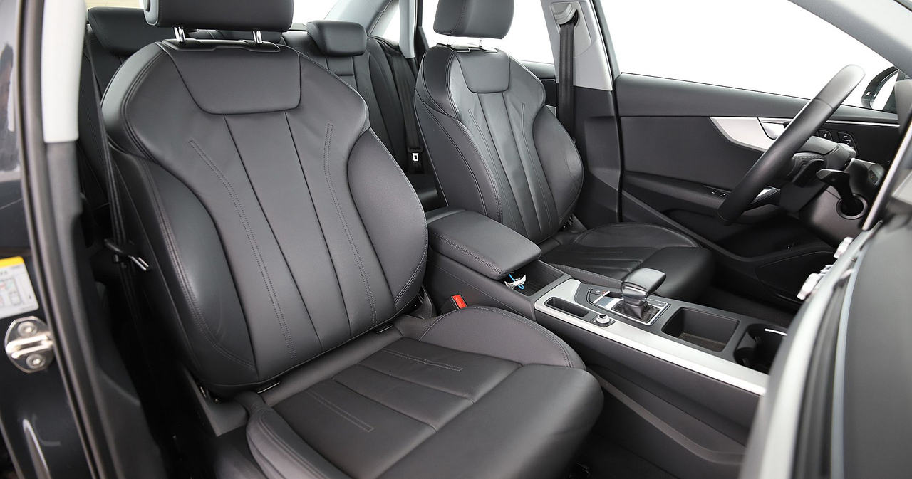Audi A4 — photo 19