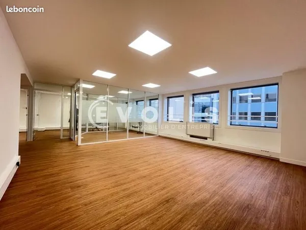 Bureaux 87 m²