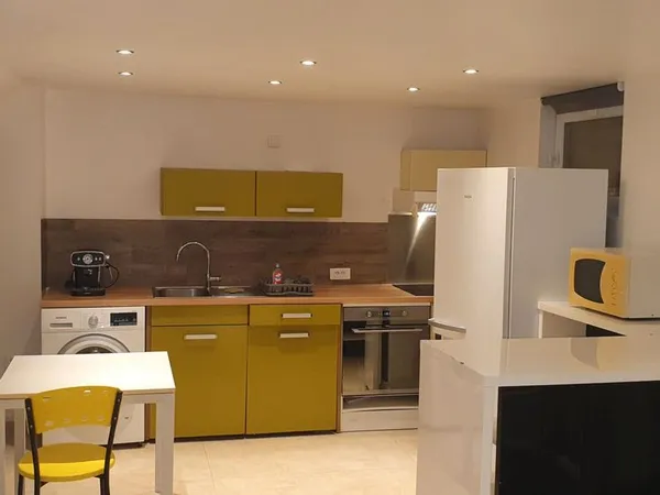Logement meublé