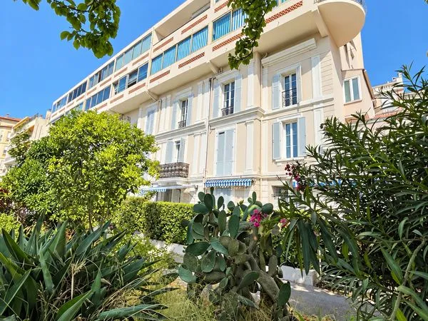Appartement 4 pièces 140 m²