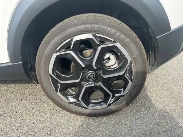 Citroën C3 hybride 110 ch automatique — photo 13