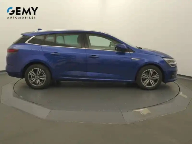 Renault Megane mégane iv estate phev 160 — photo 40