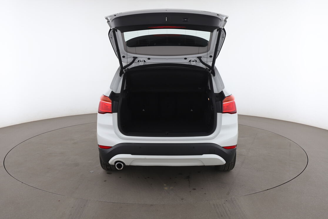 BMW X1 xDrive25e Business Design BVA6 — photo 15
