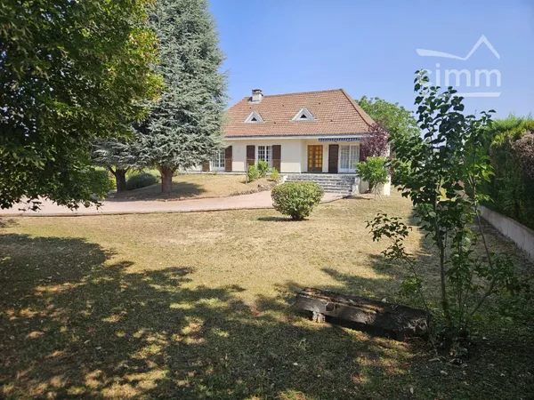 MAISON DE CARACTERE