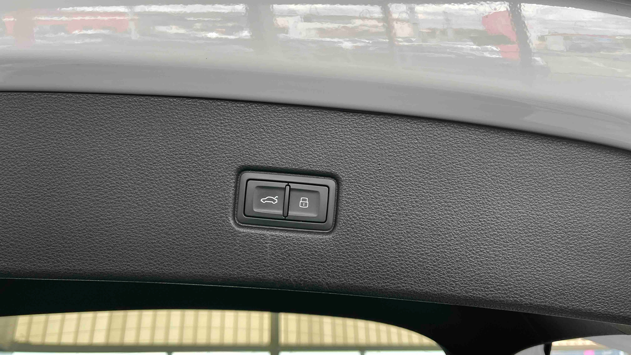 Audi Q5 Sportback 50 TFSIe 299 S tronic 7 Quattro — photo 23