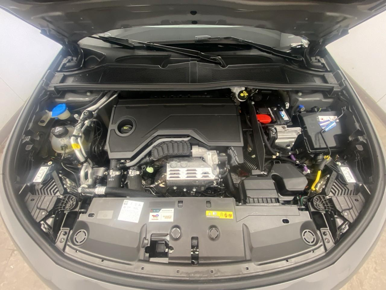 Peugeot 308 hybrid 145 e-dcs6 allure — photo 14