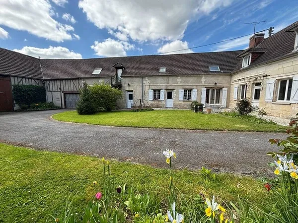 Maison 8 pièces 290 m²