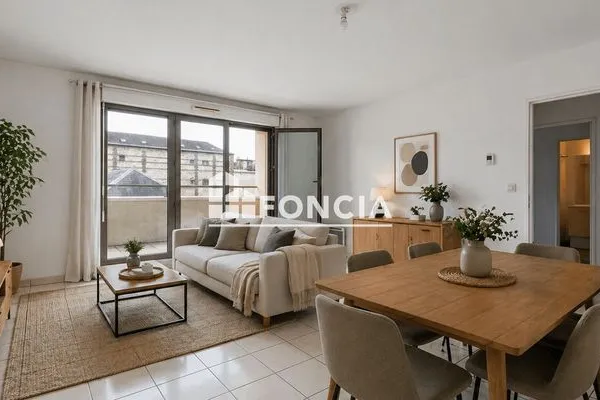 Appartement 4 pièces 87 m²