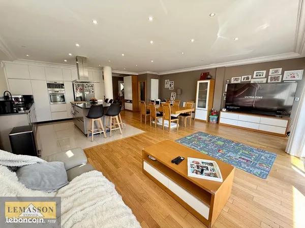 Pavillon 5 pièces 132 m²