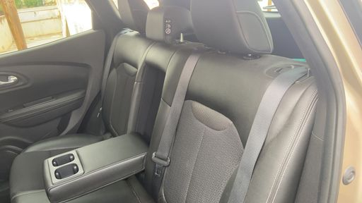 Renault Kadjar 1.2 TCe Energy 130 - Intens – 2015 – 106752 km – Essence – Boîte Manuelle — photo 26