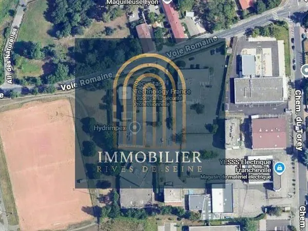 Local commercial 177 m²